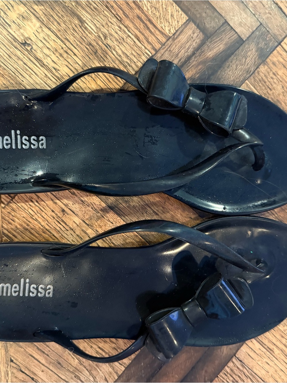 Melissa Women's Black Glossy Bow Flip Flop Sandals